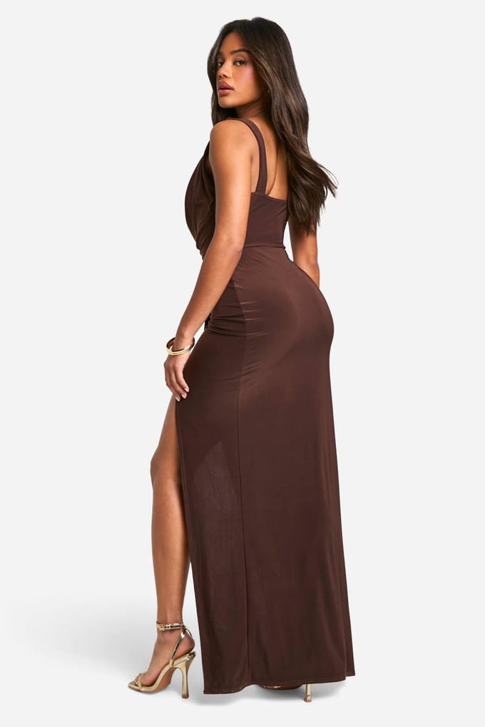 boohoo Dames Slinky geraffelde wikkel maxi-jurk | Chocoladebruin | Maat: 40