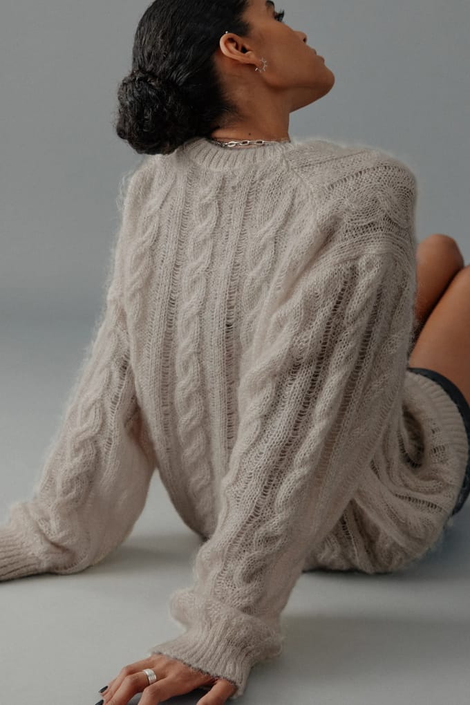 Mikuta The Light Oversized Cable Knitted Sweater Größe: L | Pullover Outlet | Damen