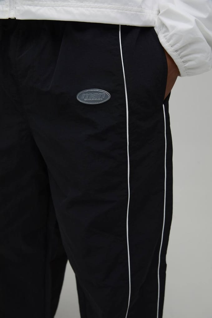 Relaxed Fit Nylon Broek Met Elastische Voorkant Binding En Trekkoord Zoom | Black | Size Small