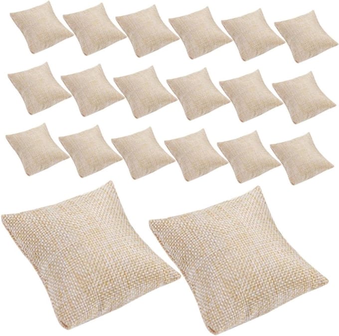 Armband Kussens - Sieraden Display - Winkelpresentatie - Set van 20 Stuks - 8x7x2 cm - Beige