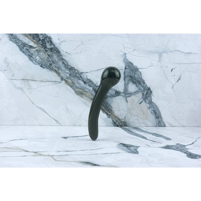 Obsidiaan Dildo Olivia - Bescherming en Diepe Stimulatie