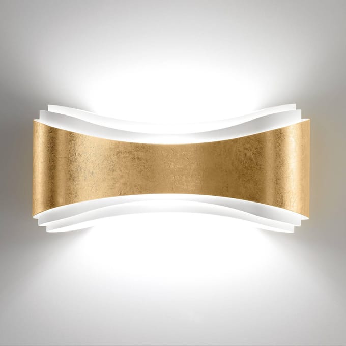 Selène LED wandlamp Ionica van staal met bladgouddecor