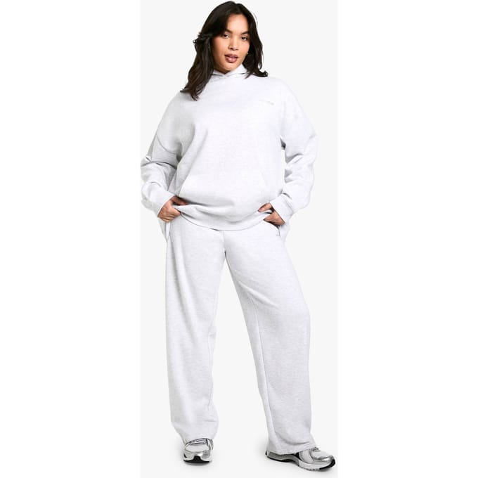 boohoo Dames Plus DSGN Studio Geborduurde Straight Leg Jogger | Ash Grey | Maat: 26