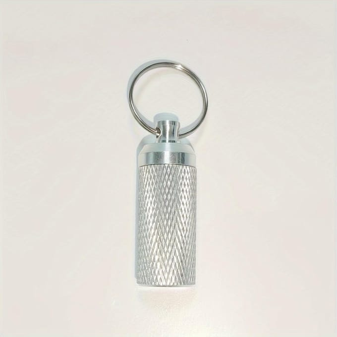 Mini Porte-clés Bouteille à Médicaments Étanche Scellée en Alliage de Titane, Porte-clés Décoratif Compact à Emporter pour Accessoires de Camping et de Voyage white