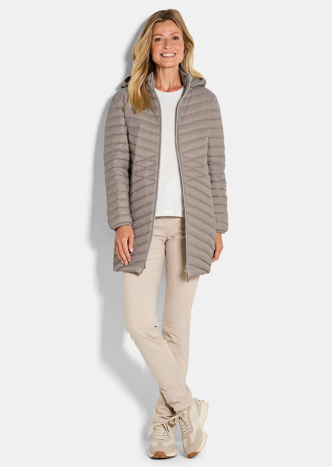 Donsmantel met elegant stiksel - taupe - Gr. 21 van Goldner Fashion