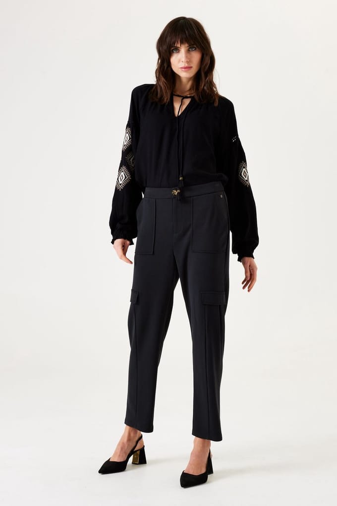 GARCIA U40111 Dames Regular Fit Broek Zwart