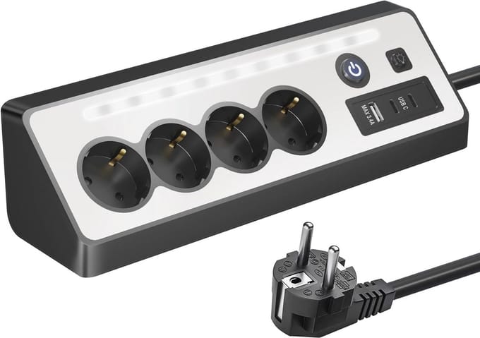 Hoekcontactdoos met USB en schakelaar - 4-voudig ontwerp voor keuken