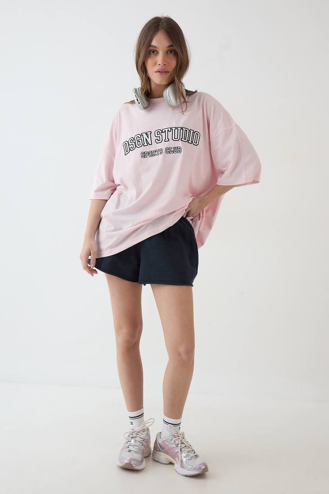 Dames Dsgn Studio Applique Oversized T-shirt | Light Pink | Maat: Small