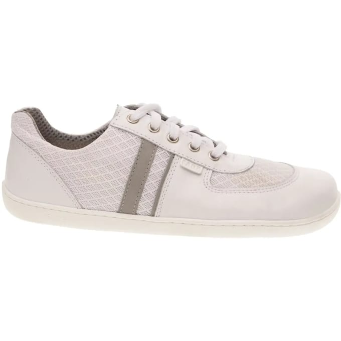 Trainers Fare Bare Aerasky