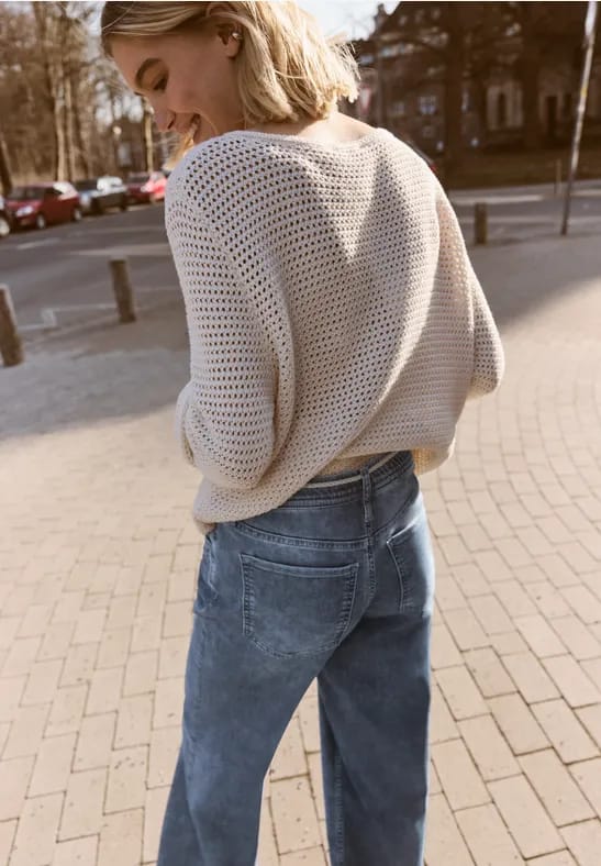 Mid Waist Wide Legs jeans in Loose Fit