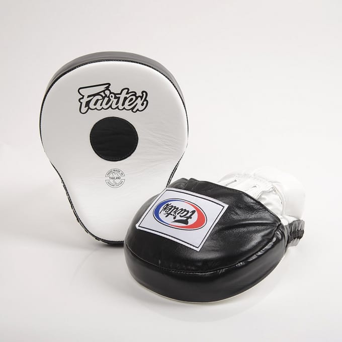 Fairtex FMV9 Ultimate Contoured Focus Mitts - Wit / Zwart - Standaard maat
