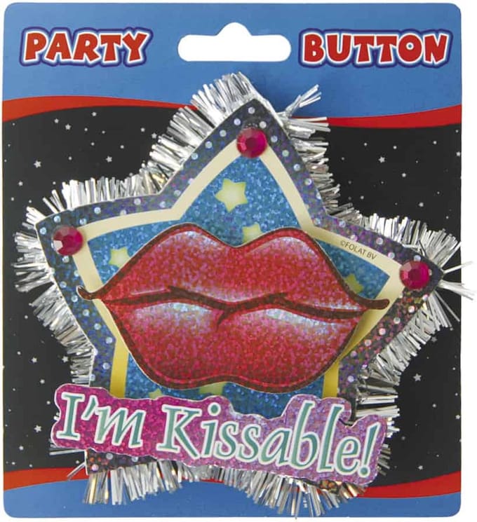 Folat - Button I'm Kissable