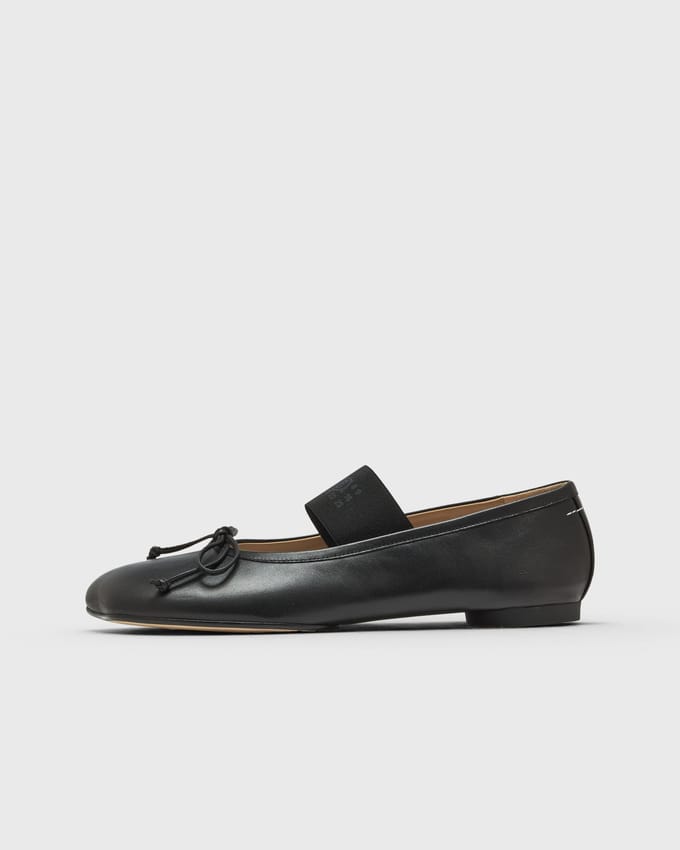 BALLET SHOE