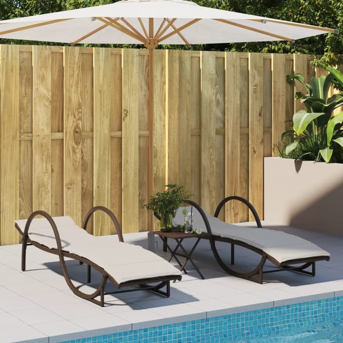 vidaXL - Ligstoelen - 2 - st - met - tafel - poly - rattan - bruin