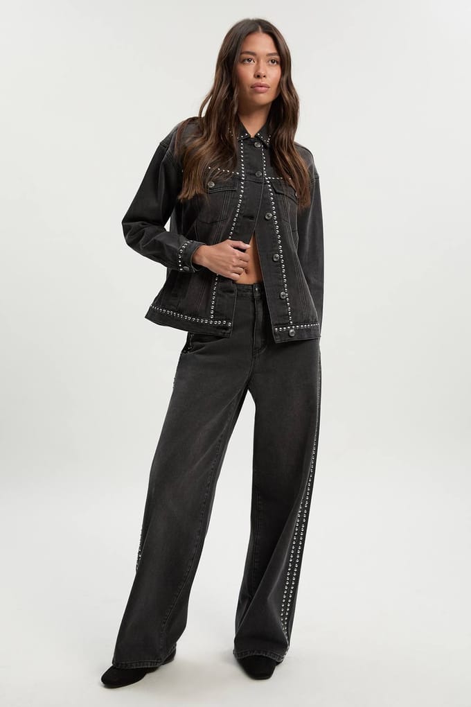 boohoo Dames Oversized denimjack met studs | Washed Black | Maat: 16