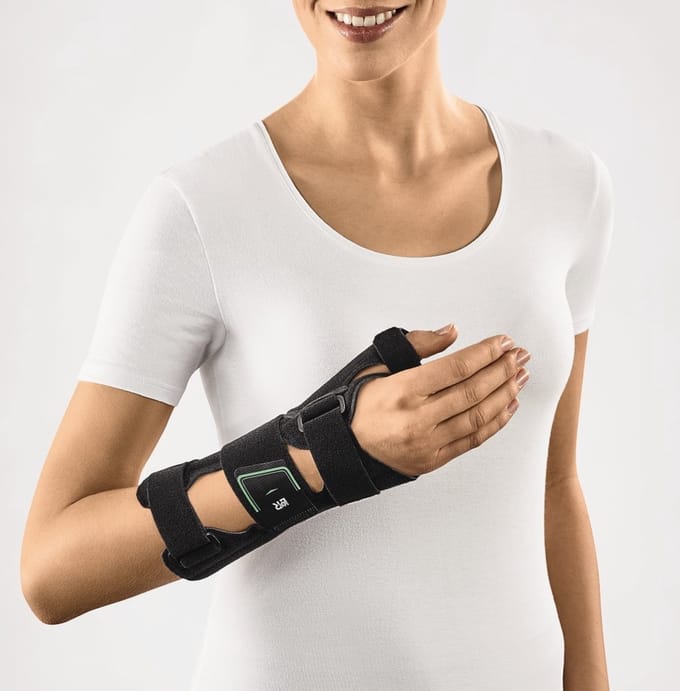Polsbrace Cellacare Rhizocast - Classic - Maat 3 | Links | Braces