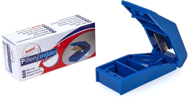 2x stuks Pillensnijder romed