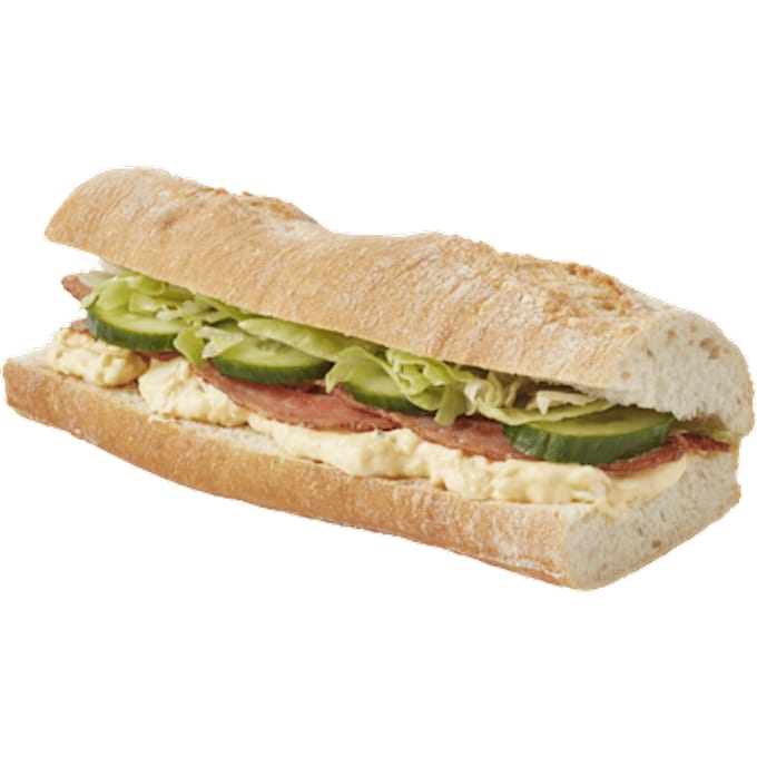 Witte baguette eiersalade met bacon