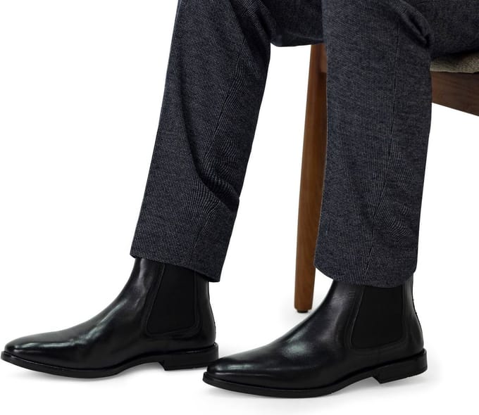 Manfield - Heren - Zwarte leren chelsea boots - Maat 42