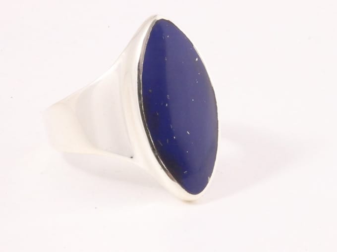 Hoogglans zilveren ring met lapis lazuli - maat 20
