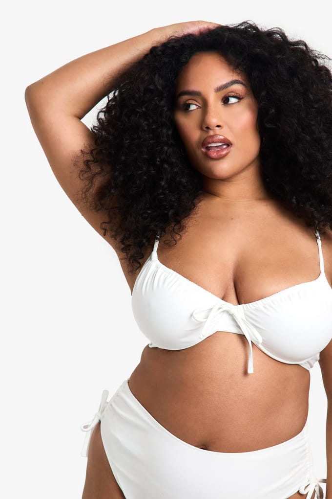 boohoo Dames Plus Swimwear Essentials Bikini Top met beugels | Wit | Maat: 56