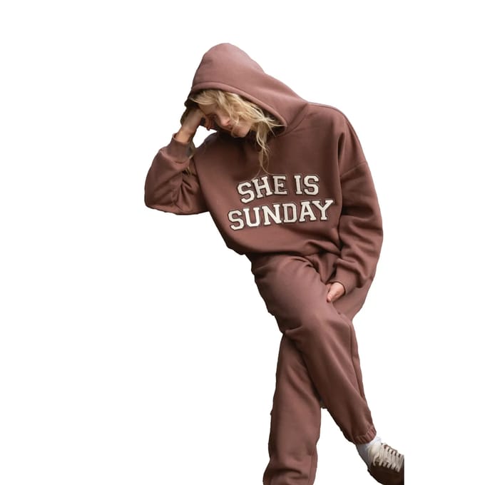 Dames Hoodie She is Sunday Z Kapturem