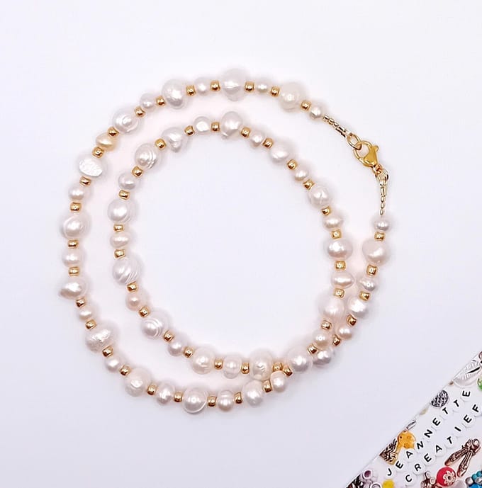 Jeannette-Creatief® - Parelketting - Zoetwaterparels - Wit Klein & Groot Miyuki Rocailles Galvinised Gold
