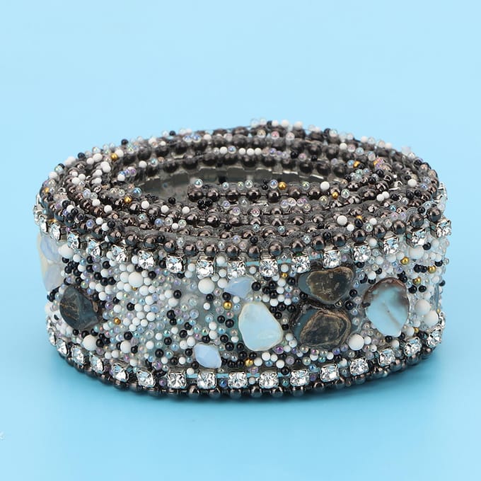Rouleau de ruban décoratif en maille diamantée de 2,5 cm pour décoration de chaîne et strass (#06) noir