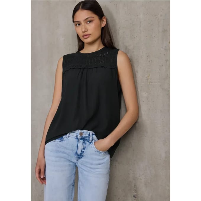 Top met mesh detail