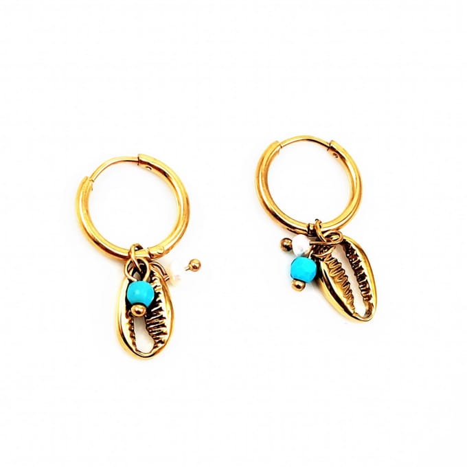 Dottilove RVS Oorbellen - Stalen Dames Oorringen met Schelp Hanger - RVS Gold Plated