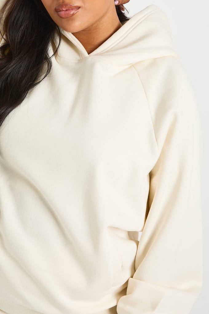 boohoo Dames Plus Core Basic Raglan Naad Oversized Hoodie | Ecru | Maat: 46