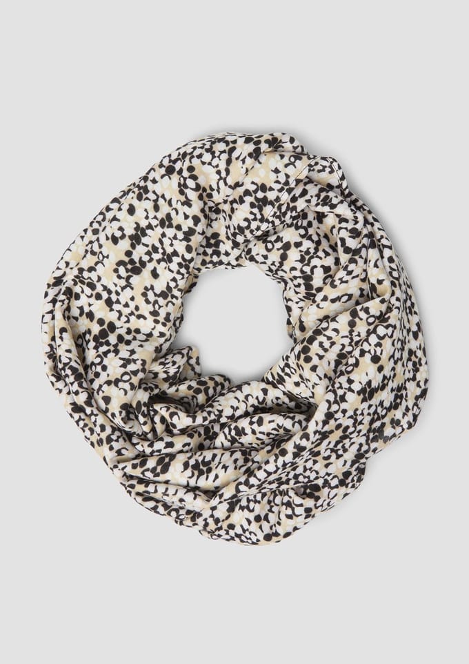 s.Oliver Snood
