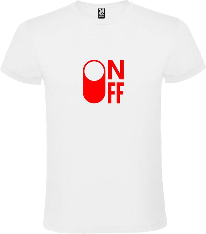 Wit T-Shirt met “ On/Off Button ON “ afbeelding Rood Size L