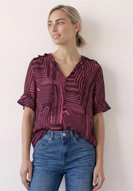 Blouse met korte mouwen, split in de hals en print