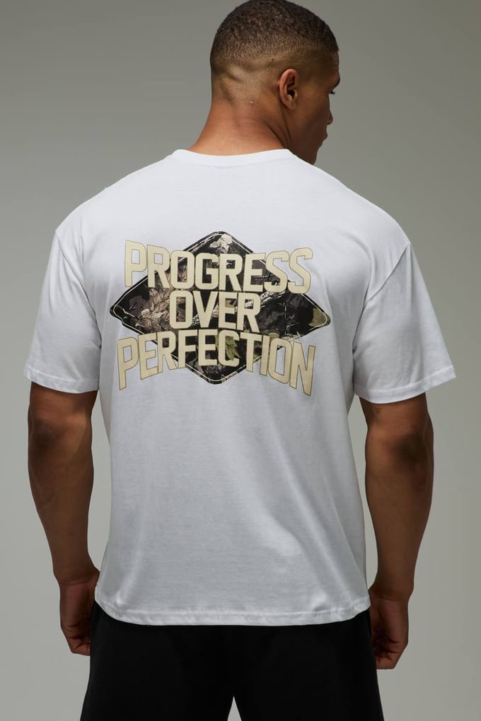 Active Camo Vooruitgang Boven Perfectie Oversized T-shirt | White | Size Large