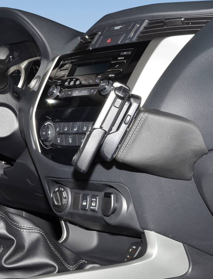 Kuda houder geschikt voor Nissan Navara D40 2016-2019 Kleur: Zwart