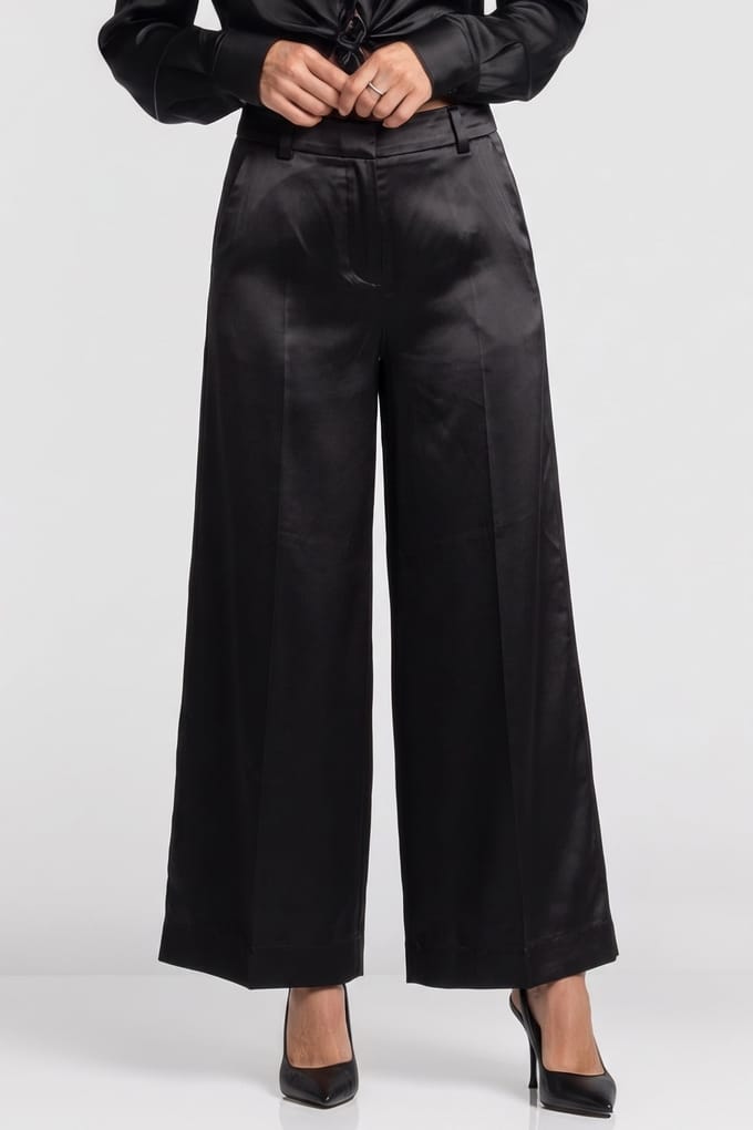 ARKET Erika Satin Press Grey Maat: 40 | Pantalons Outlet | Dames | Zwart