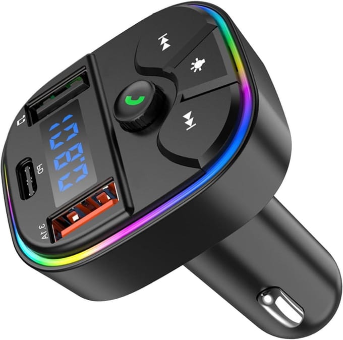 Autoradio Zender - Muziek Adapter - Muziek Streamen Auto - Instelbare Sfeerverlichting - 8 x 5.5 x 5 cm - Q19