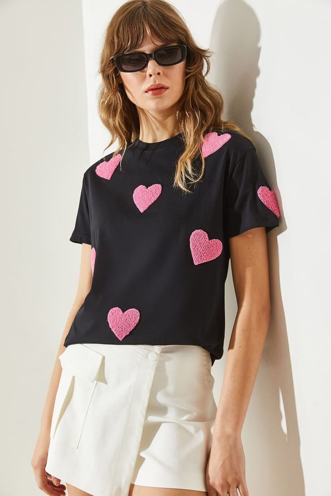 Hartpatroon Geborduurd T-Shirt met Ronde Hals