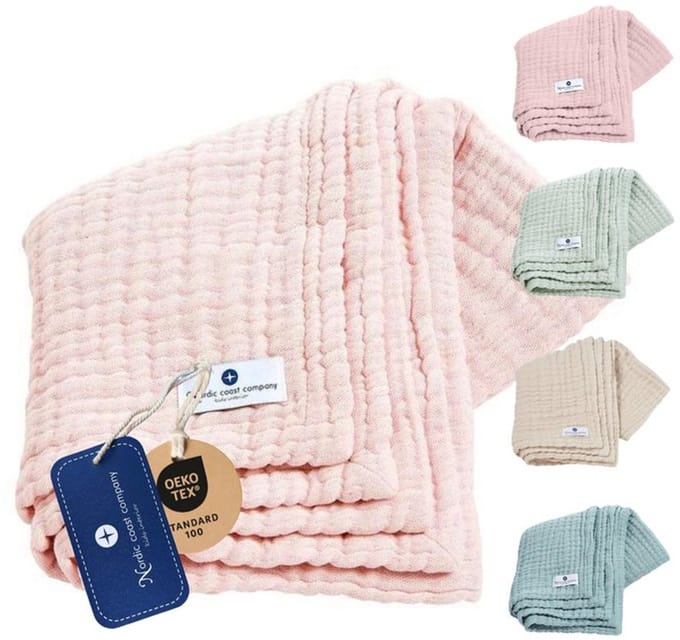 Roze 4 in 1 mousseline babydeken