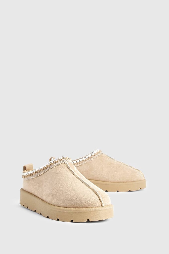 boohoo Dames Geborduurde Gezellige Mules | Sand | Maat: 3