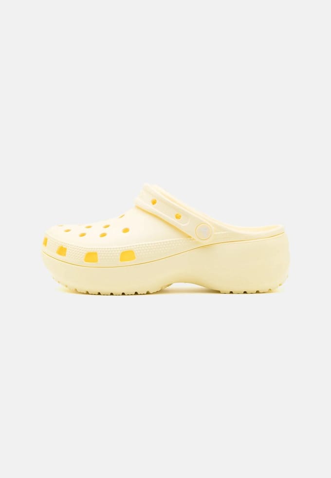 Crocs Classic Platform Clog Buttercream Maat 41/42 US 10