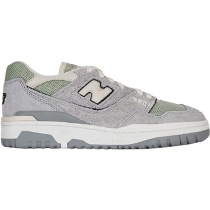 Lage Sneakers New Balance Baskets 550 cuir suédé