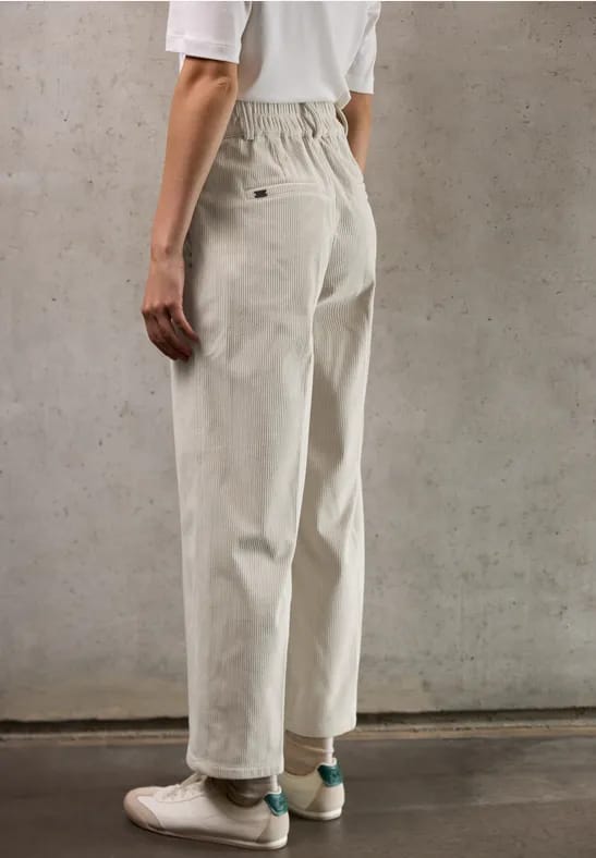 Straight Legs corduroy broek