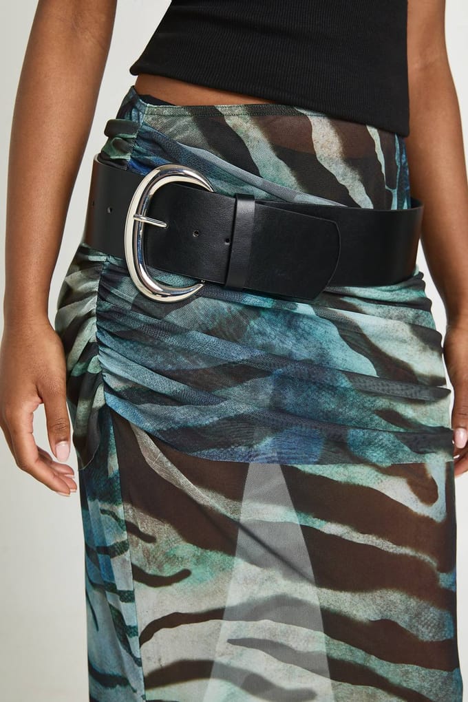 boohoo Dames Statement Brede Riem Met Grote Gesp | Zwart | Maat: Small/Medium