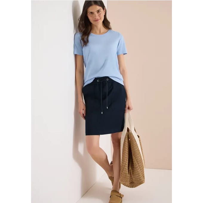 Knielange rok in een verwassen look