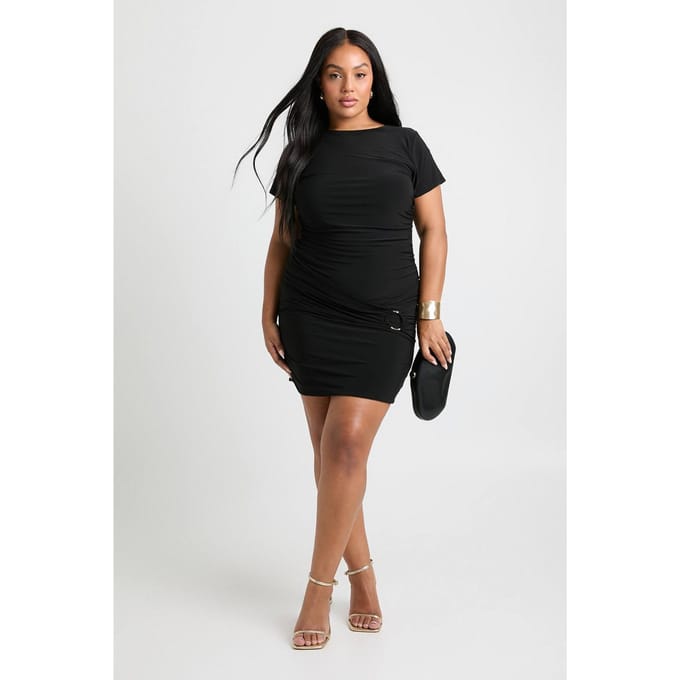 boohoo Dames Plus-size mini-jurk met korte mouwen en wikkelaccent | Black | Maat: 26