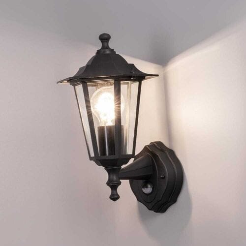 HOFTRONIC - Huron Klassieke buitenlamp met bewegingssensor en schemerschakelaar - Wandlamp met sensor - IP44 waterdicht - E27 Fitting - Sensorlamp - Zwart
