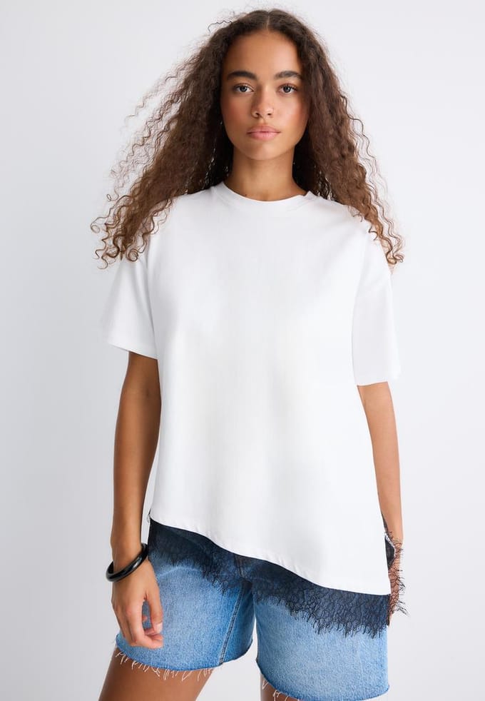 Stradivarius Oversized T-shirt met korte mouw en kanten zoom  Wit S