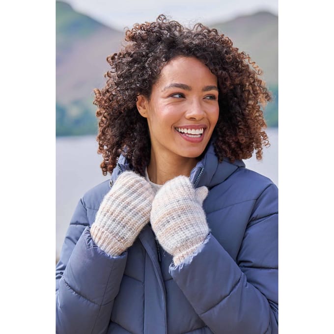 Mountain Warehouse Dames/Dames Isotherm wanten met imitatiebontvoering (Beige)